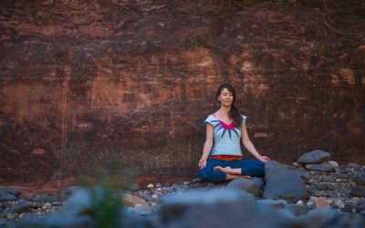 Meditation Hikes in Sedona: Mindfulness Amidst Red Rock Majesty