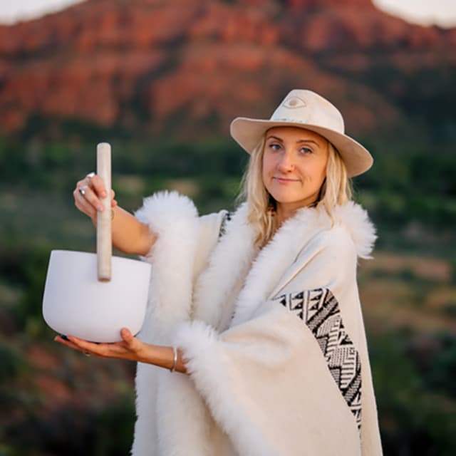 Sasha Starseed - Sound Healer and Voice Activation Guide